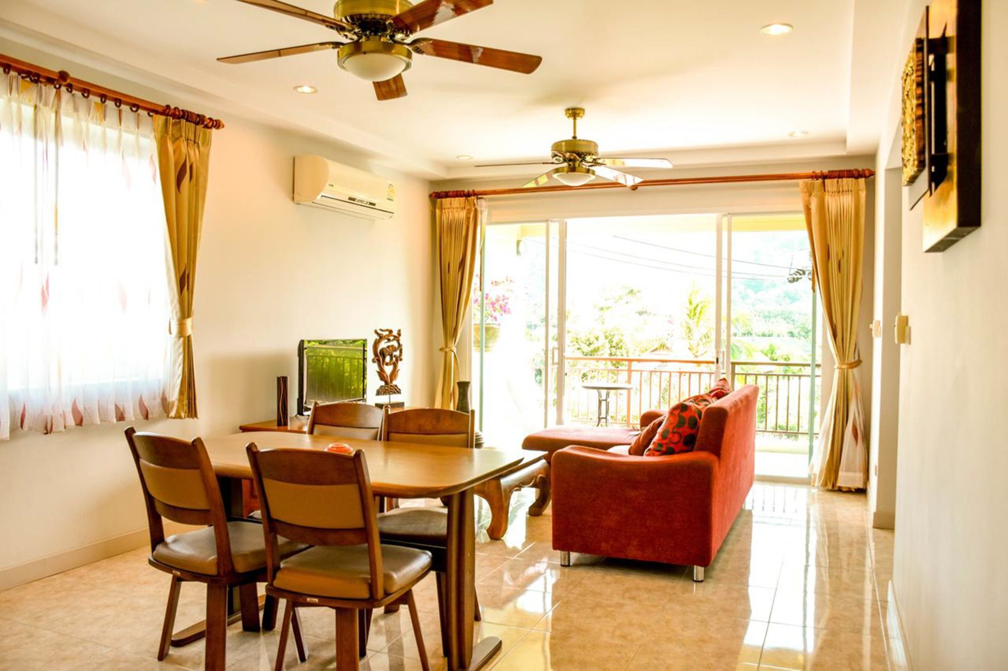 Baan Rosa Bangtao Beach Bang Tao Beach  Eksteriør billede